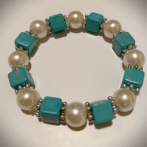 Faux Pearl & Turquoise Stretch Bracelet